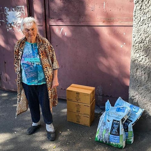 VS-Photograph_20240205_DRI_Ukraine_Odessa_Grandmothers_003_©UnitedforAnimals copy